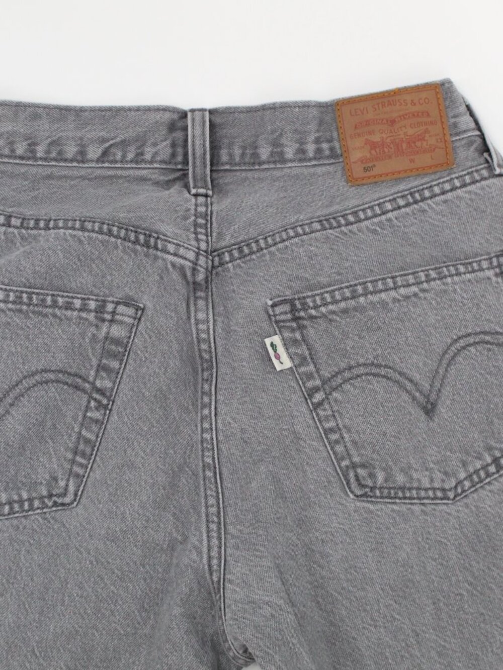 Levis 501 Fresh Premium Button Fly Womens Jeans Gray‎ 27x30 Straight Radish Logo